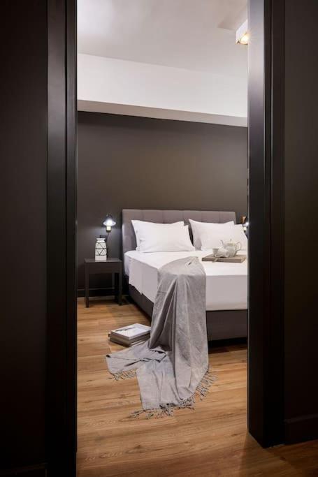 Viola Comfort Suite เอเธนส์ ภายนอก รูปภาพ